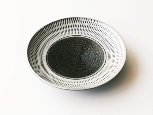 5寸皿（トビ・内黒）小石原焼／鬼丸豊喜窯