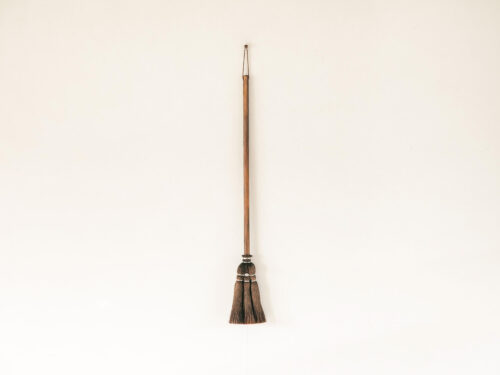しゅろのやさしいほうき／三玉 焼檜柄／高田耕造商店