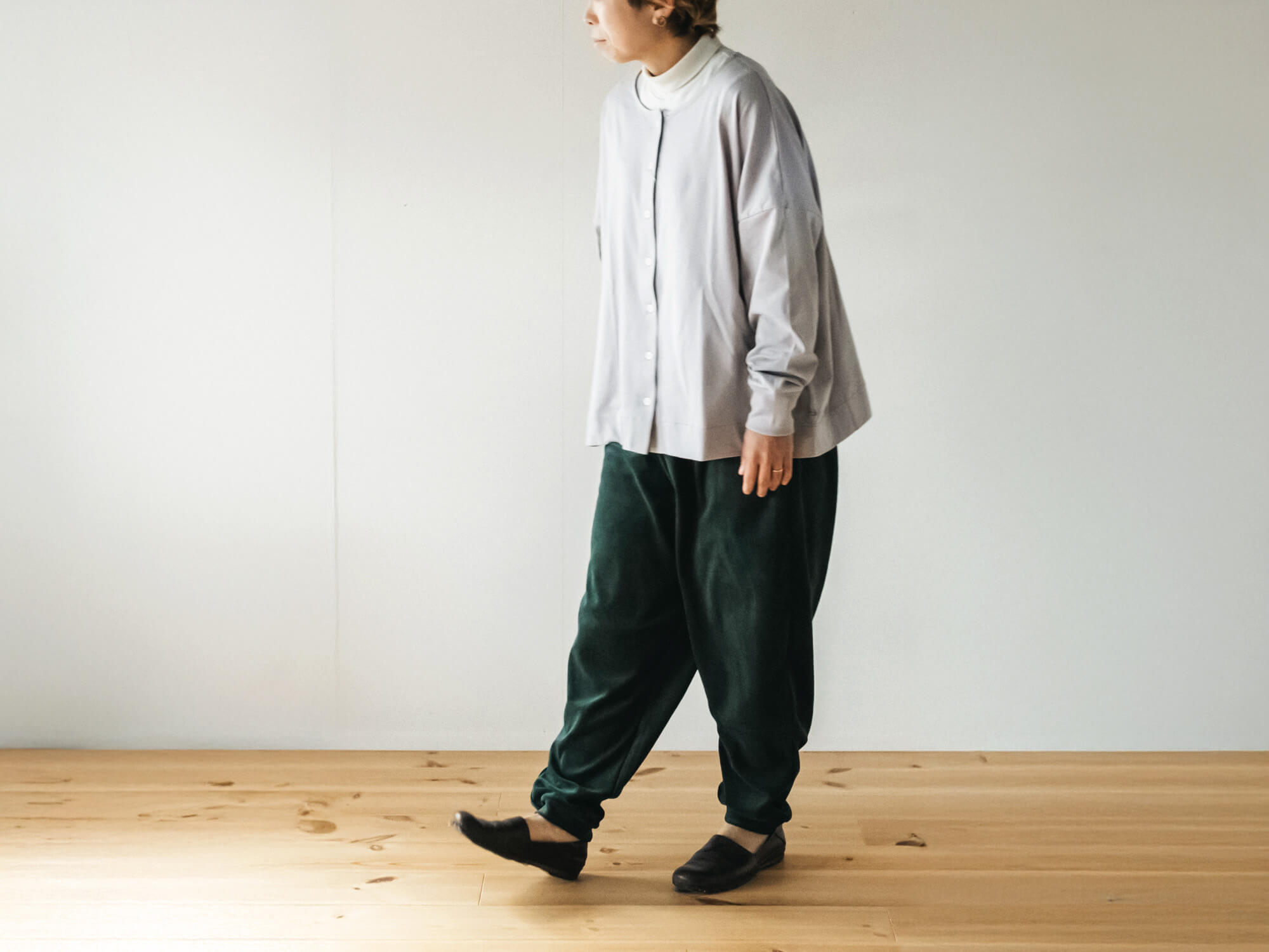 ドバイパンツ ベロア素材／余白（yohaku）